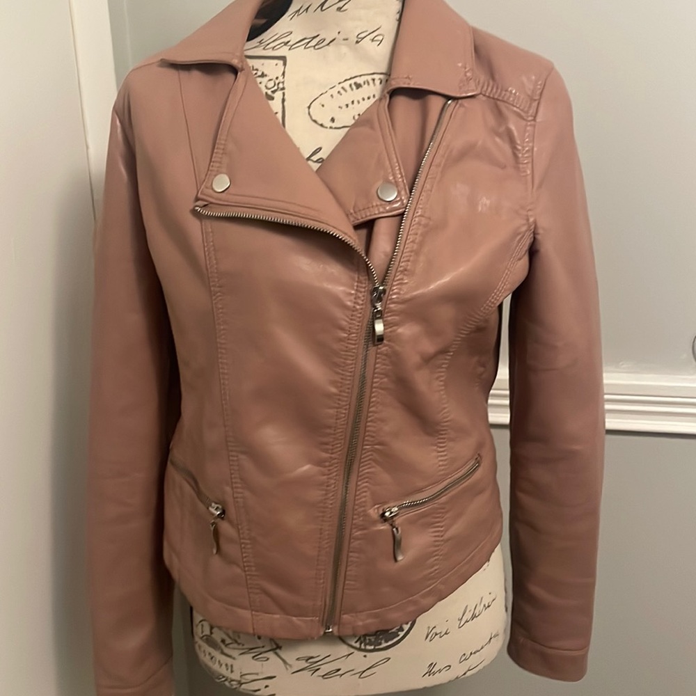 Size large jacket in great condition